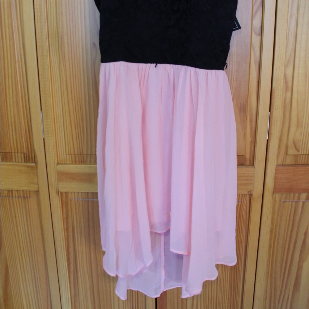 Spaghetti strap hi-low dress - Picture 2 of 4